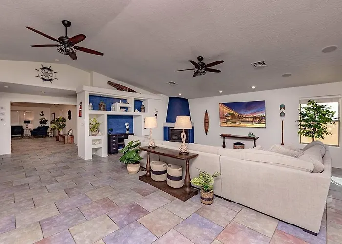 Anchor House Pool Game Sleeps 22 *