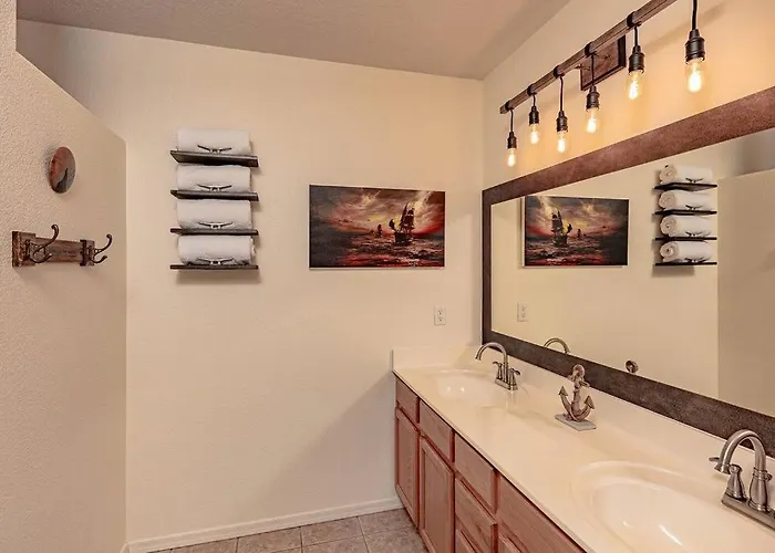 Anchor House Pool Game Sleeps 22 * Lake Havasu City